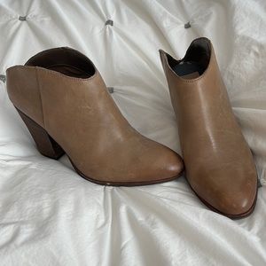 Dolce Vita booties